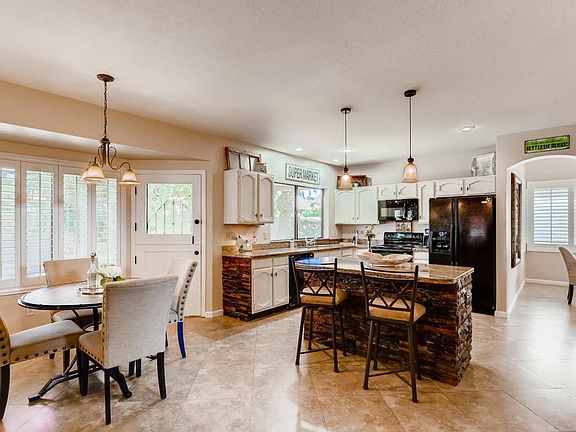 1501 W Antiqua Dr Gilbert AZ-large-009-2