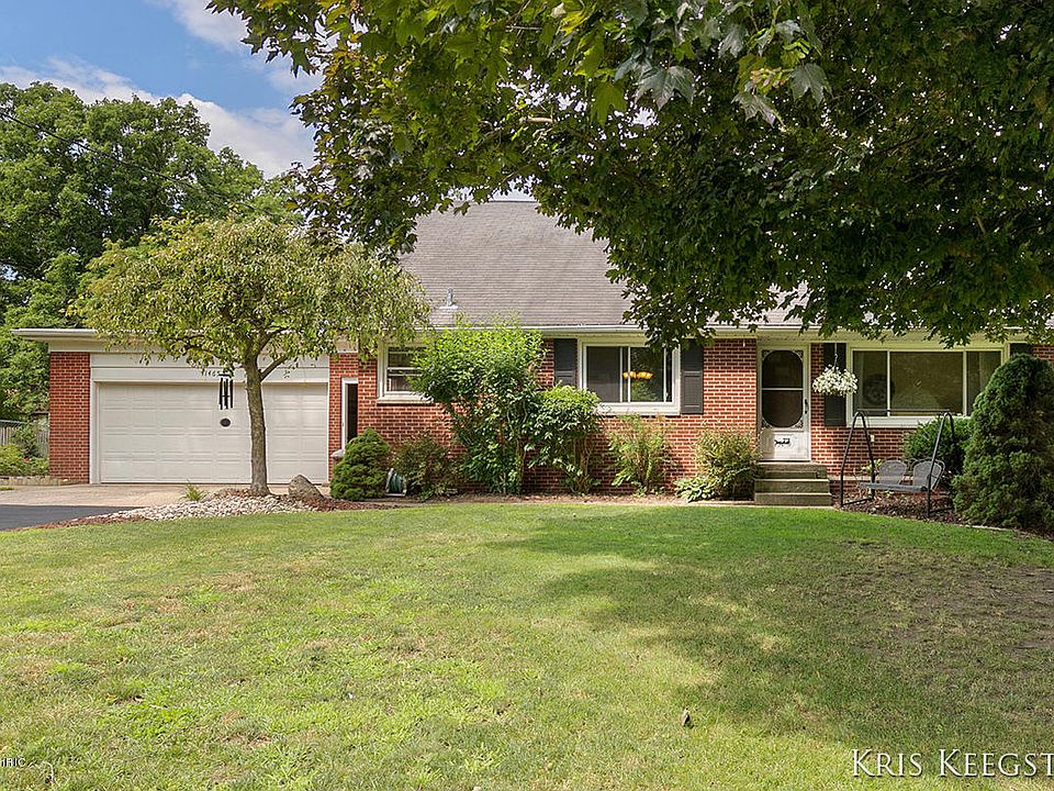1st image of 11465 Brown Ave