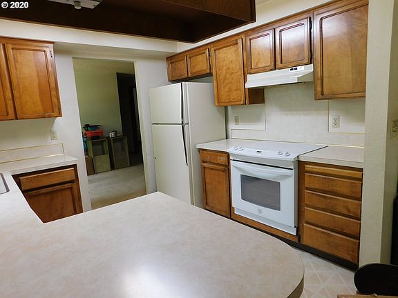 5th image of 5001 NW Daniels St