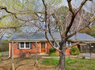 300 Paynor Ave, Gordonsville, VA 22942