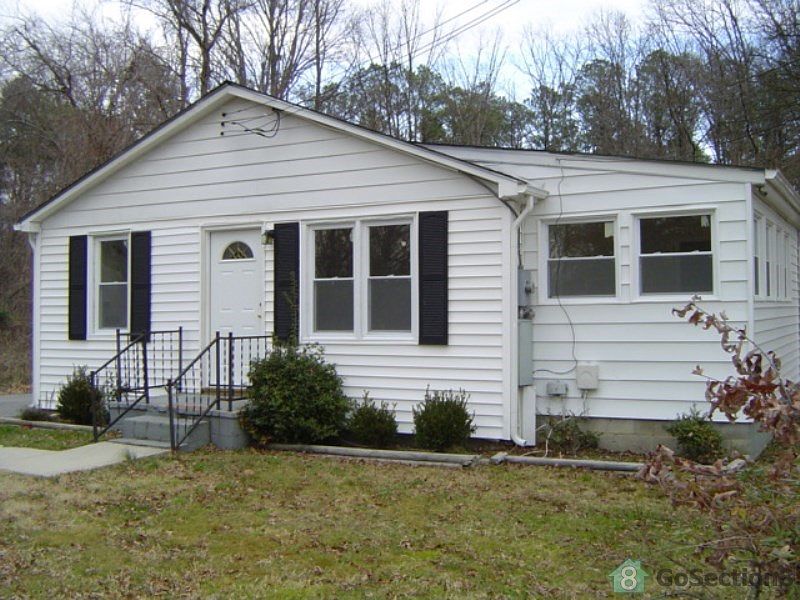 1st image of 19 Evergreen Ave