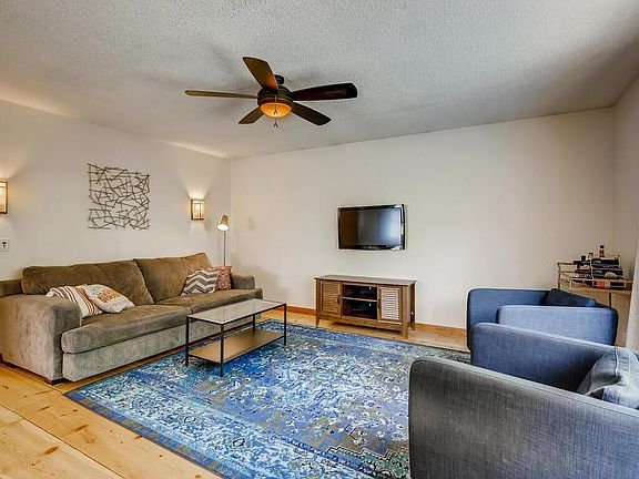 3rd image of 2848 43rd Ave S