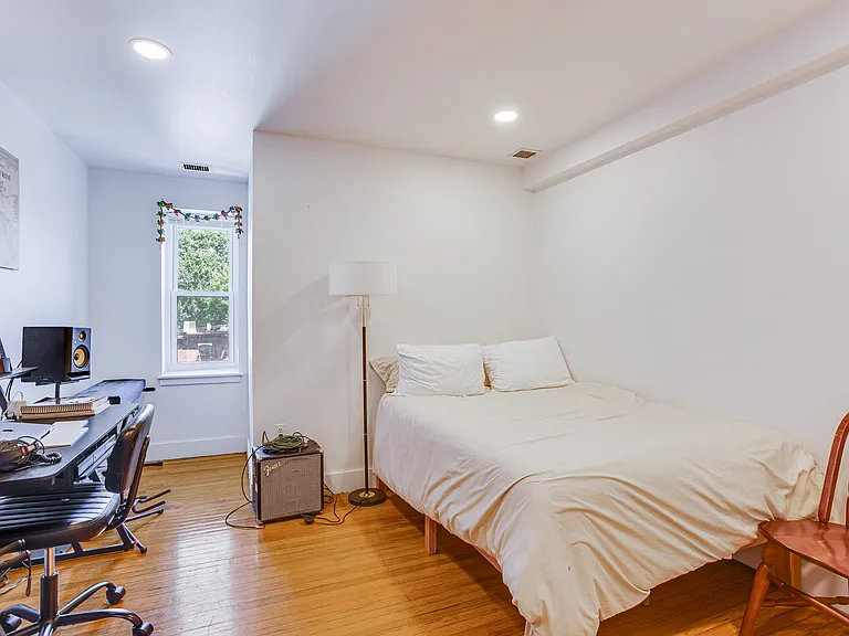 2213 Green St #B3 — Photo 16