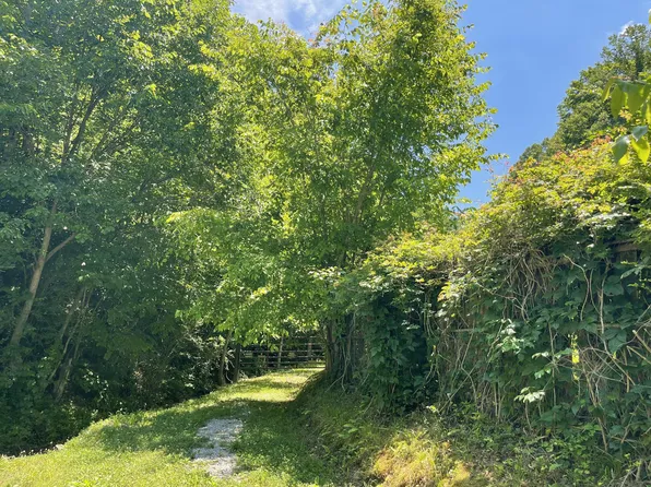 6758 Highway 66, Arjay, KY 40902