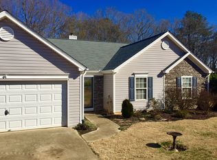 61 Meadow Crest Way, Powder Springs, GA 30127