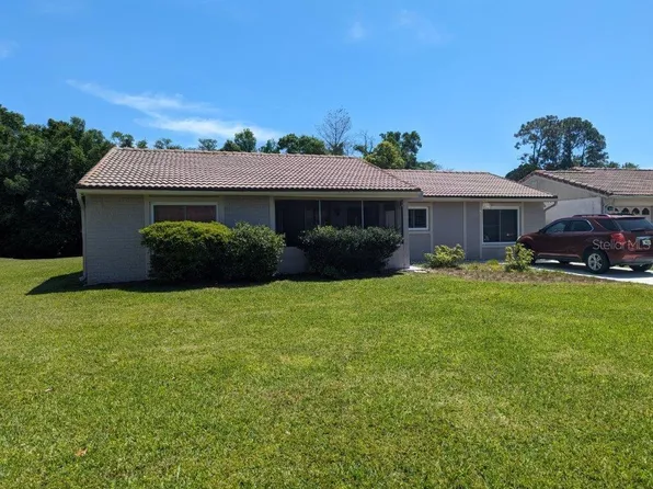 10129 Crown Ct, Orlando, FL 32821