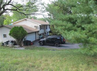 19 Sears Rd, Monroe, NY 10950