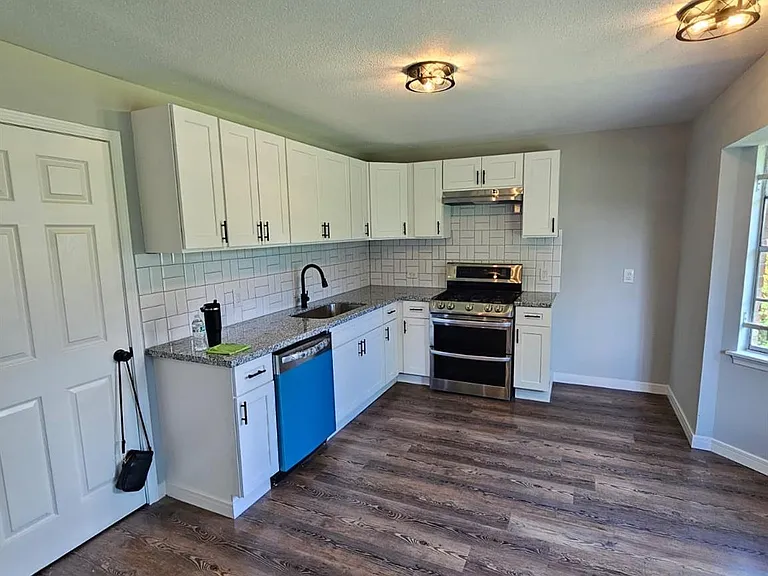 6847 Flamingo Dr — Photo 4