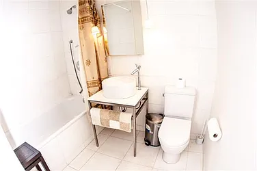 Rented by WIRE International Realty