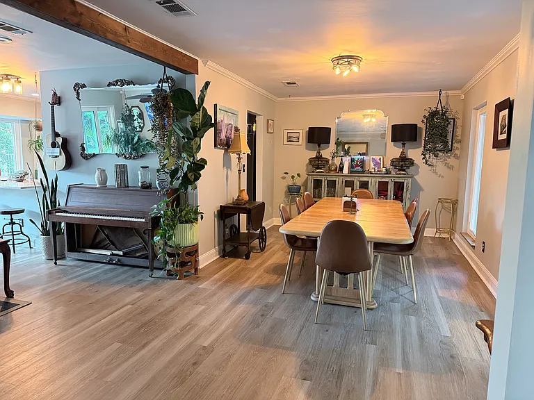 470 Riola Pl — Photo 8