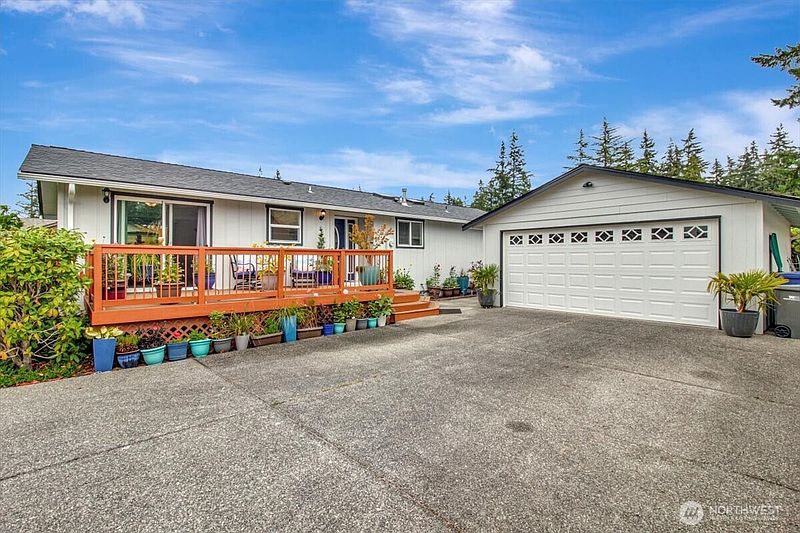 2nd image of 248 Scotland Drive