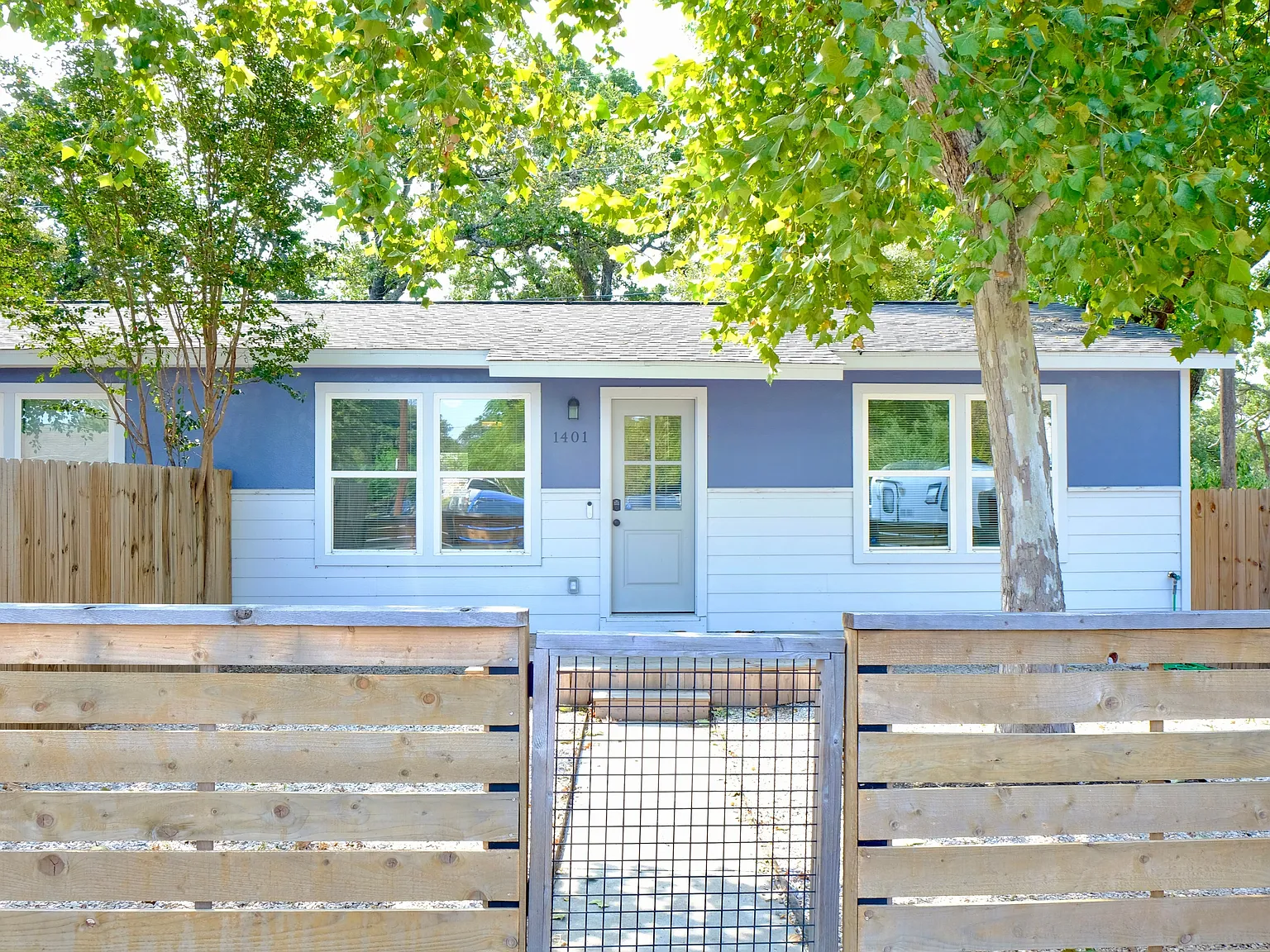 1401 Marcus Place #B, Austin, TX 78721 — Photo 2