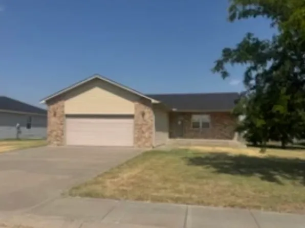 1401 Forrest Ave, Liberal, KS 67901
