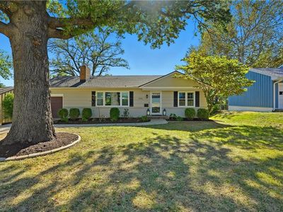 5013 W 65th Ter, Prairie Village, KS, 66208