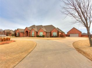 1290 Hidden Valley Ln, Choctaw, OK 73020