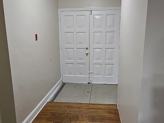 5th image of 5524 Southwick St