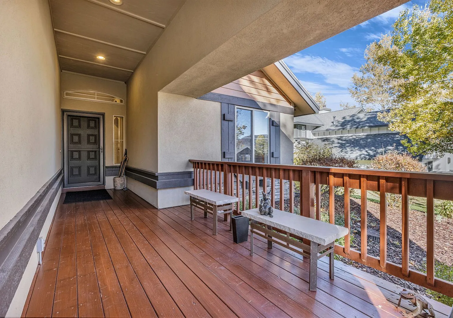 Single level Willowdraw Cottage in Sunpeak — Photo 4