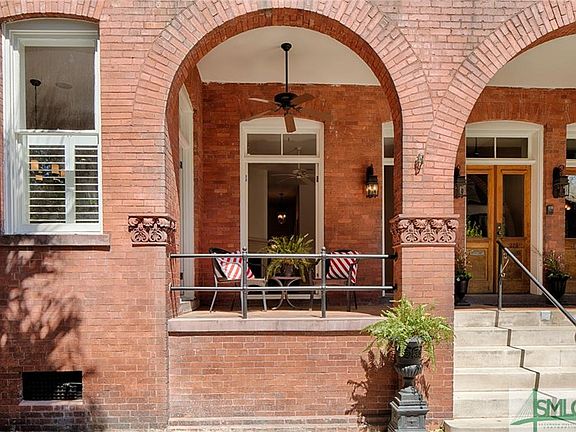 2nd image of 310 E Charlton St #310