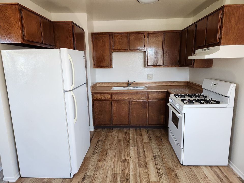 1st image of 3412 Chapman St #11