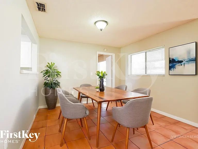 409 Bar Ct — Photo 5
