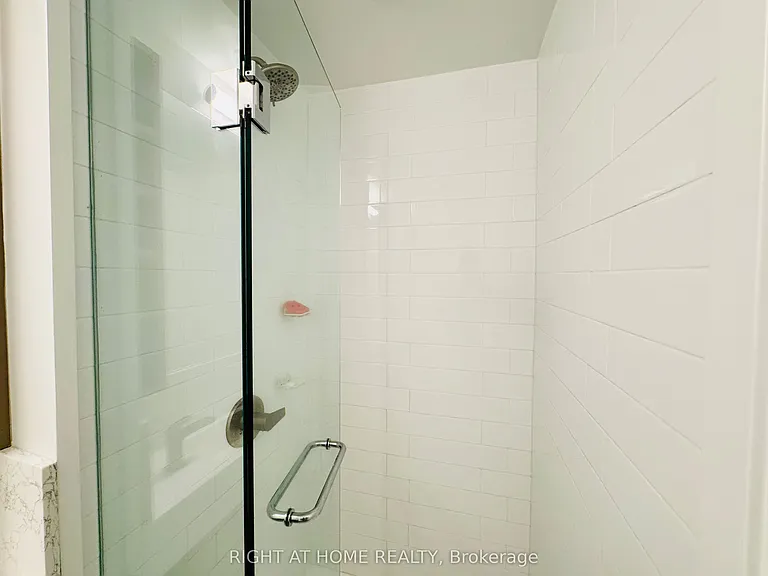 319 Jarvis St #1101 — Photo 23