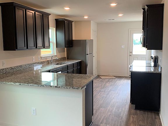 4th image of 108 N Allington Cir #108