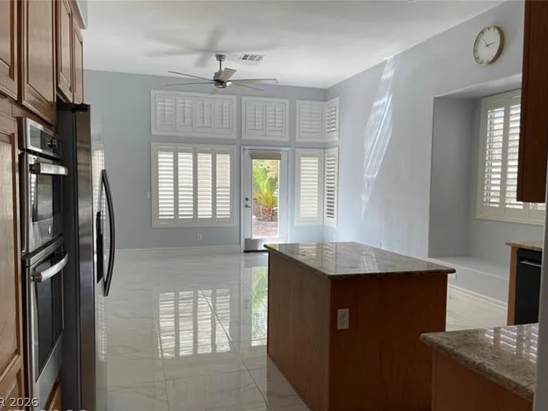 4711 San Palo Way — Photo 8