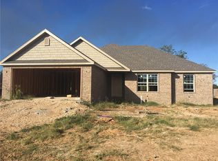 1073 Buck Dr, Pea Ridge, AR 72751