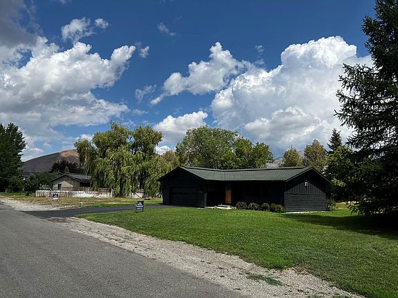 5th image of 1210 & 1200 Baldy View Dr