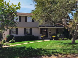 609 Reamer Dr, Carnegie, PA