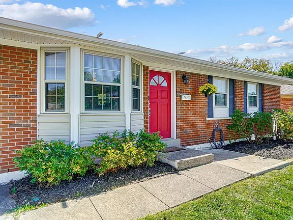 2nd image of 528 Palmerston Dr