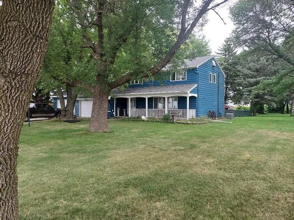1202 Center St, Tracy, MN 56175