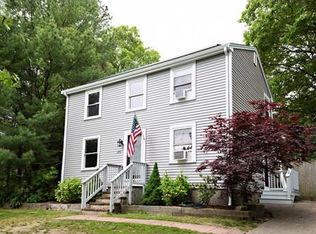 673 Bourne Rd, Plymouth, MA 02360