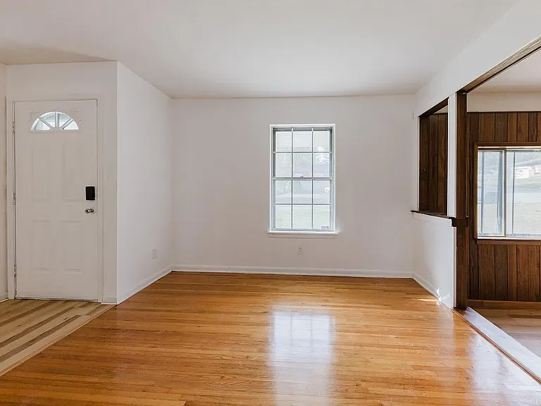46 Rosemoor Dr — Photo 11