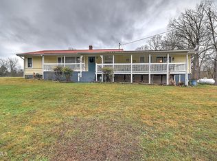 175 Brooklawn Dr, Kingsport, TN 37660