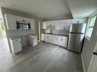 300 Shepley Dr, Saint Louis, MO 63137