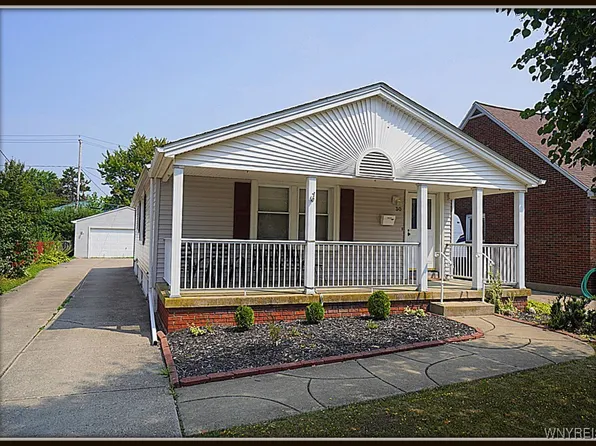 30 Bannard Ave, Tonawanda, NY 14150