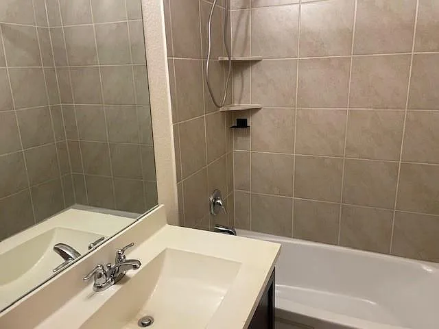10201 Gertrudis Loop — Photo 9