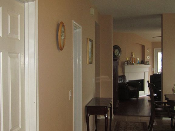 4th image of 14931 Sugar Falls Ct