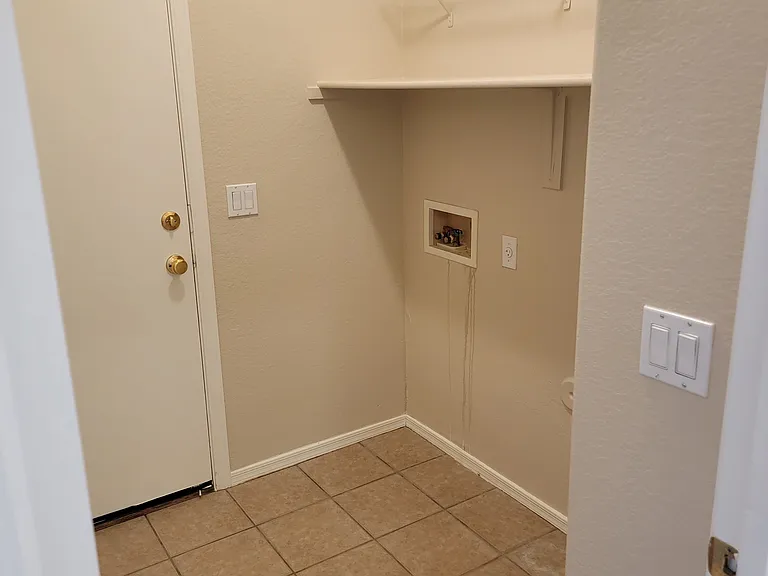 11830 Photo 17_04152022