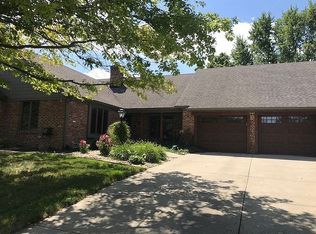 3161 Golfview Dr, Greenwood, IN