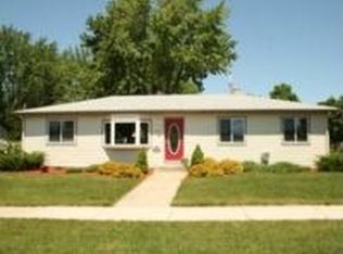 1904 Joliet St, Janesville, WI
