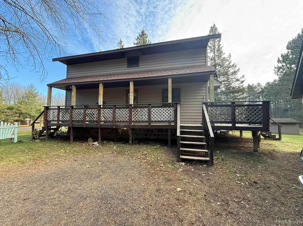 11587 N Black River Rd, Bessemer, MI 49911