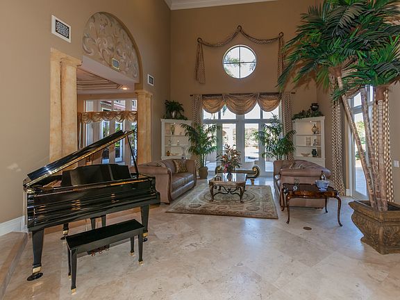2nd image of 3445 Stallion Ln