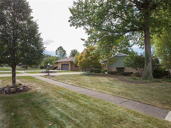 4th image of 15489 Hickox Blvd