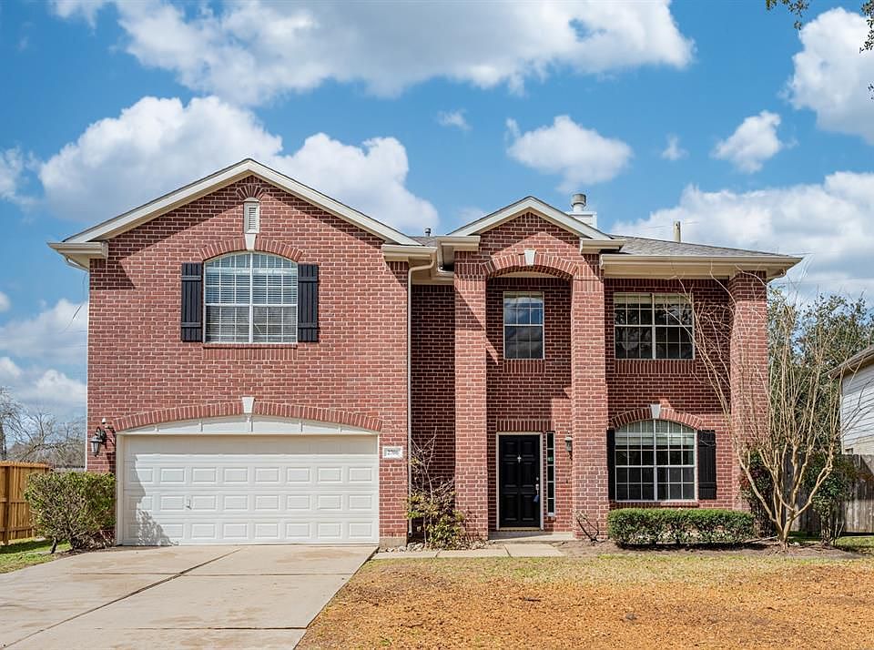 1st image of 2706 Riverhollow Ln