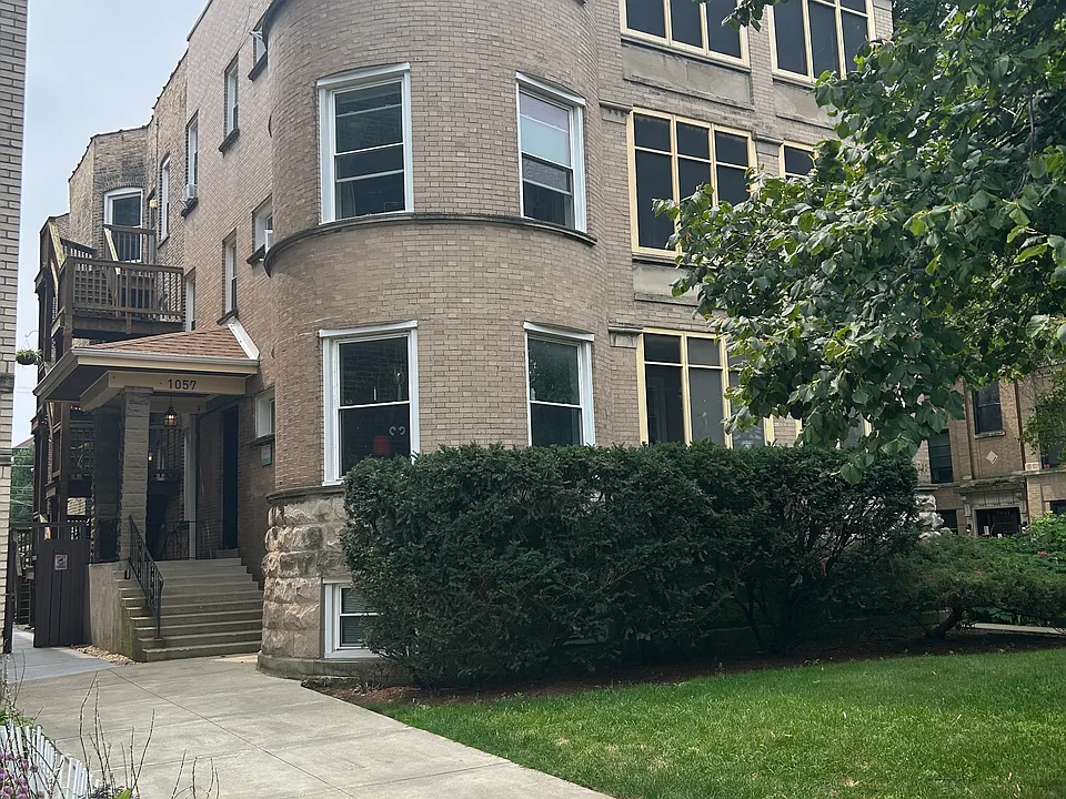 1057 W North Shore Ave #G