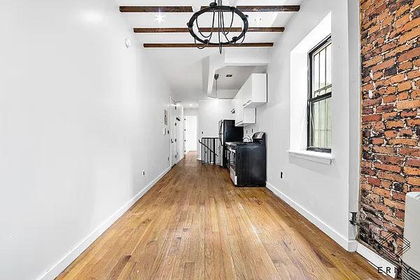 Rented by ERNY LLC | media 3