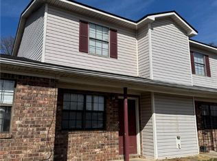 1407 E O St, Russellville, AR 72801