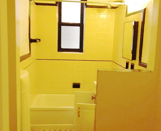 5th image of 4216 80th St APT 3O